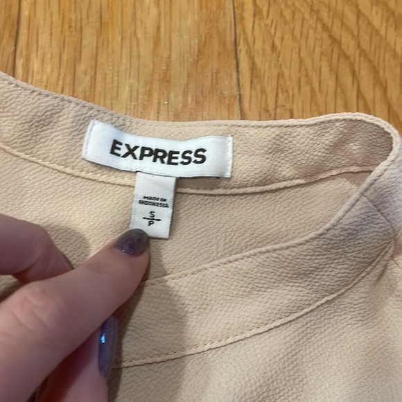 Express size small good condition - Picture 3 of 3